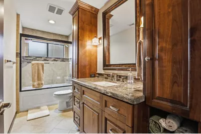 445 Sierra Lane, Sacramento, CA 95864 - Photo 32