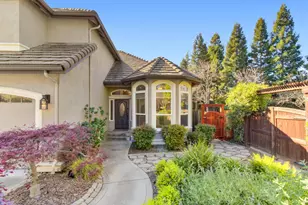 2812 Alder Point Dr, Roseville, CA 95661 - Photo 2