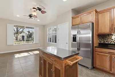 9644 Oakham Way, Elk Grove, CA 95757 - Photo 14