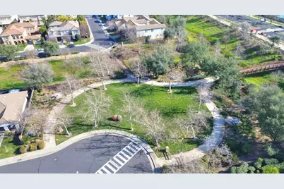 9644 Oakham Way, Elk Grove, CA 95757 - Photo 60
