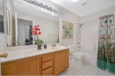 9448 Plainoak Way, Elk Grove, CA 95758 - Photo 20