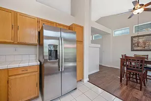 9448 Plainoak Way, Elk Grove, CA 95758 - Photo 16