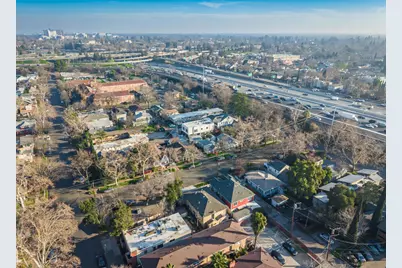 2208 25th Street, Sacramento, CA 95818 - Photo 8