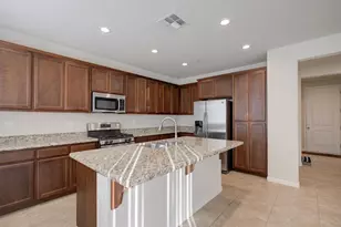 3105 Lake Hill Ct, Modesto, CA 95355 - Photo 12