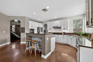 701 Rolling Green Dr, West Sacramento, CA 95605 - Photo 14