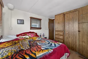 7552 Red Bud Ln, Sacramento, CA 95828 - Photo 16