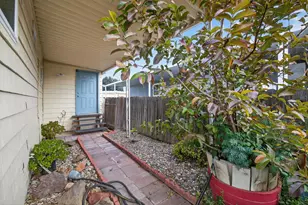 7552 Red Bud Ln, Sacramento, CA 95828 - Photo 30