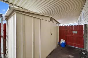 7552 Red Bud Ln, Sacramento, CA 95828 - Photo 34