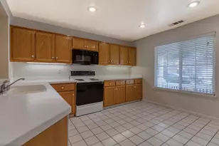 3517 Kentfield Ct, Modesto, CA 95355 - Photo 8