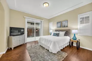 8088 Little Isle Ln, Sacramento, CA 95831 - Photo 6