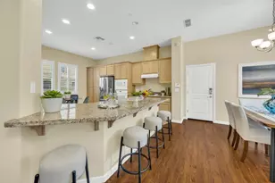 8088 Little Isle Ln, Sacramento, CA 95831 - Photo 4