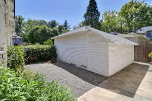 2120 G St, Sacramento, CA 95816 - Photo 74