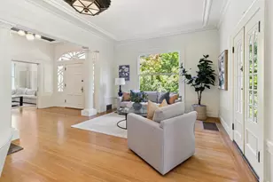 2120 G St, Sacramento, CA 95816 - Photo 18