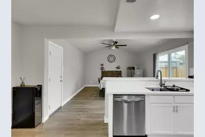 9224 Agena Court, Sacramento, CA 95826 - Photo 12