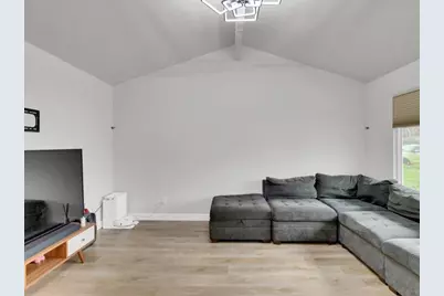 9224 Agena Court, Sacramento, CA 95826 - Photo 8