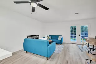 830 Flower St, Turlock, CA 95380 - Photo 8