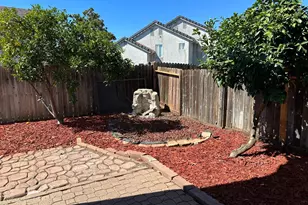 8541 Brisenbourg Way, Antelope, CA 95843 - Photo 36