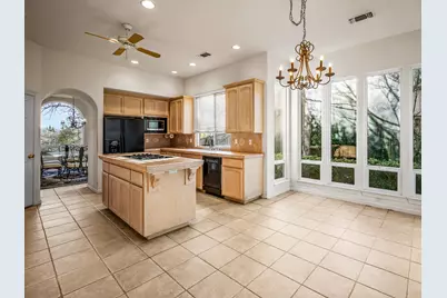 634 Lakecrest Drive, El Dorado Hills, CA 95762 - Photo 16