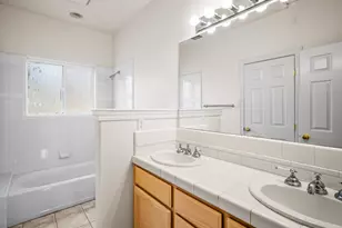 634 Lakecrest Dr, El Dorado Hills, CA 95762 - Photo 30