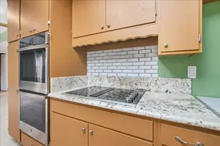 5122 Diablo Dr, Sacramento, CA 95842 - Photo 14