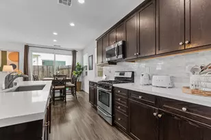 5330 Sable Wood Ln, Fair Oaks, CA 95628 - Photo 10