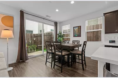 5330 Sable Wood Lane, Fair Oaks, CA 95628 - Photo 12