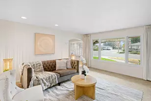 215 Toyon Dr, Woodland, CA 95695 - Photo 16