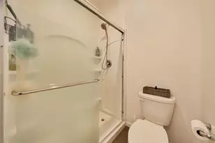 5514 Malibu Palm Ct, Sacramento, CA 95842 - Photo 16