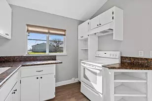 8335 Bailey Rd, Yuba City, CA 95993 - Photo 18