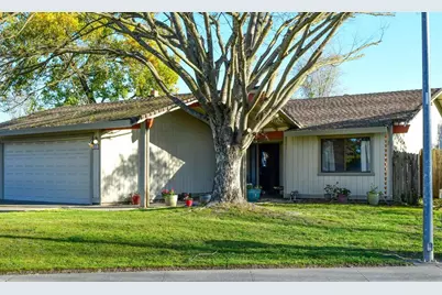 4920 Springfield Way, Sacramento, CA 95841 - Photo 2