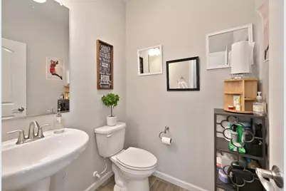 7860 Mount Evans Circle, Roseville, CA 95747 - Photo 10