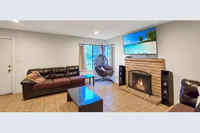 1904 Tours Drive, Stockton, CA 95210 - Photo 6