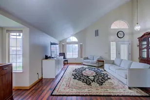 814 Casa Ct, Los Banos, CA 93635 - Photo 10