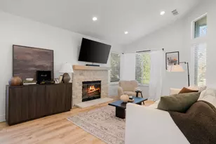 3724 Black Eagle Dr, Antelope, CA 95843 - Photo 4