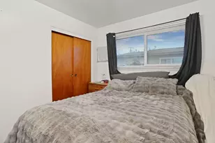 10063 Lincoln Village Dr, Sacramento, CA 95827 - Photo 24