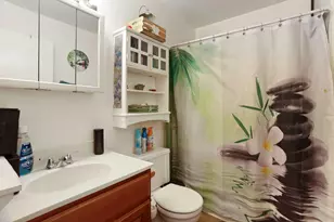 10063 Lincoln Village Dr, Sacramento, CA 95827 - Photo 26