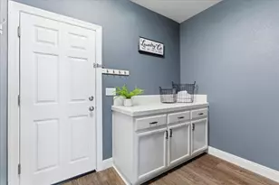 1759 Powder Way, Plumas Lake, CA 95961 - Photo 32