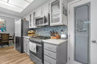 8548 Iris Crest Way, Elk Grove, CA 95624 - Photo 12