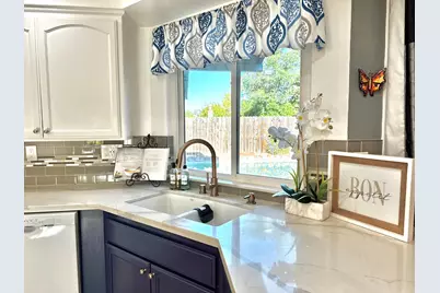 5908 Hickorywood Way, Citrus Heights, CA 95621 - Photo 6