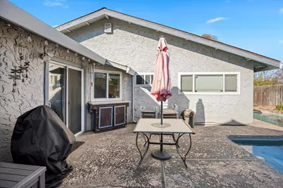 5908 Hickorywood Way, Citrus Heights, CA 95621 - Photo 36