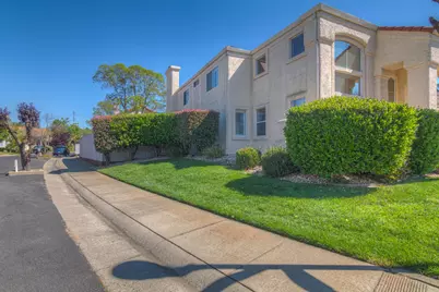 9351 Lufkin Way, Elk Grove, CA 95758 - Photo 2