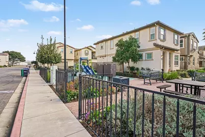 1429 Poppy Lane, Hayward, CA 94545 - Photo 44