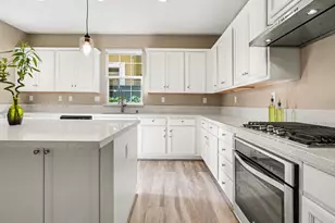 1429 Poppy Ln, Hayward, CA 94545 - Photo 16