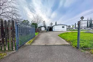 2226 McGowan Pkwy, Olivehurst, CA 95961 - Photo 2