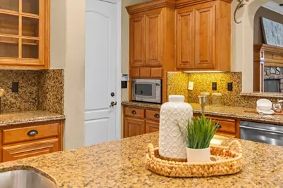 3168 N Hutton Place, Tracy, CA 95377 - Photo 18