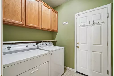 3818 Renwick Avenue, Elk Grove, CA 95758 - Photo 20