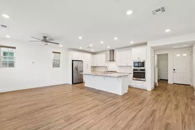 10458 Oboe Way, Elk Grove, CA 95757 - Photo 4