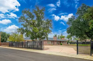 206 Meadow Ln, Modesto, CA 95351 - Photo 4