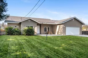 1437 W North Bear Creek Dr, Merced, CA 95348 - Photo 2