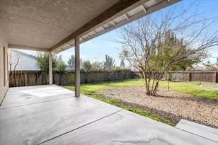 1437 W North Bear Creek Dr, Merced, CA 95348 - Photo 38